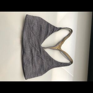Lululemon sports bra